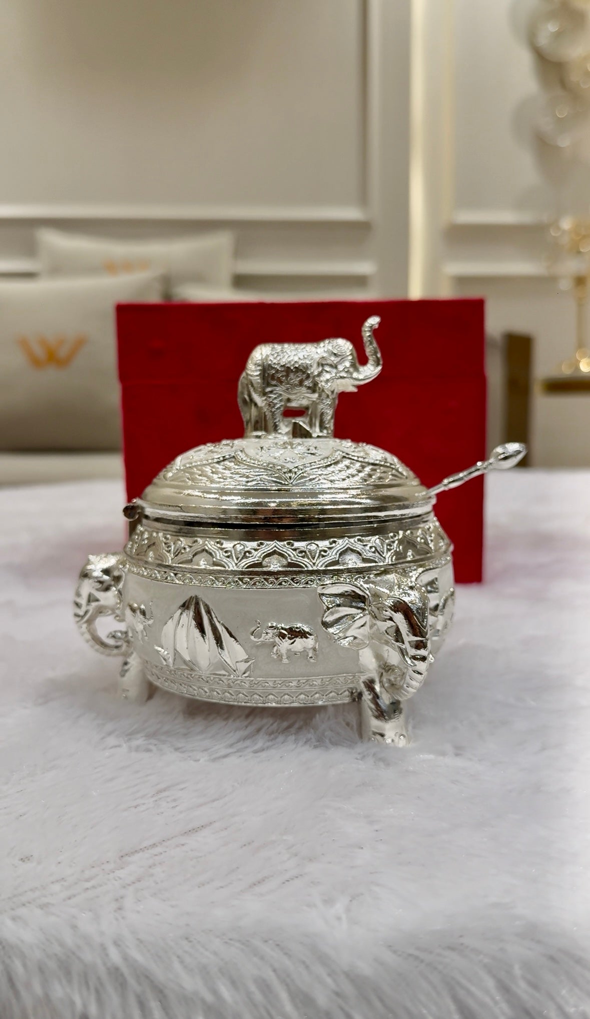 Candy Elephant